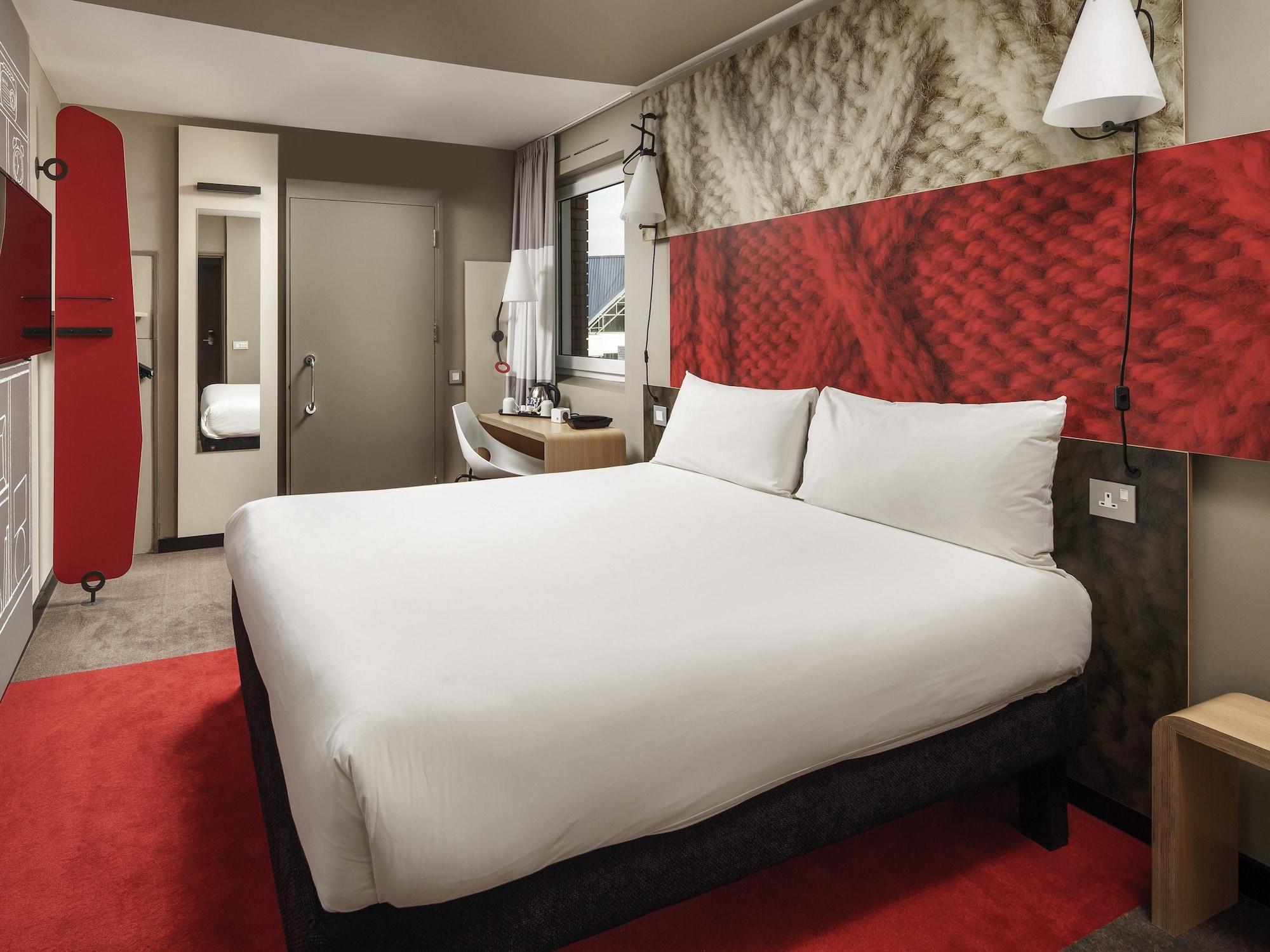 Ibis Centre 3*